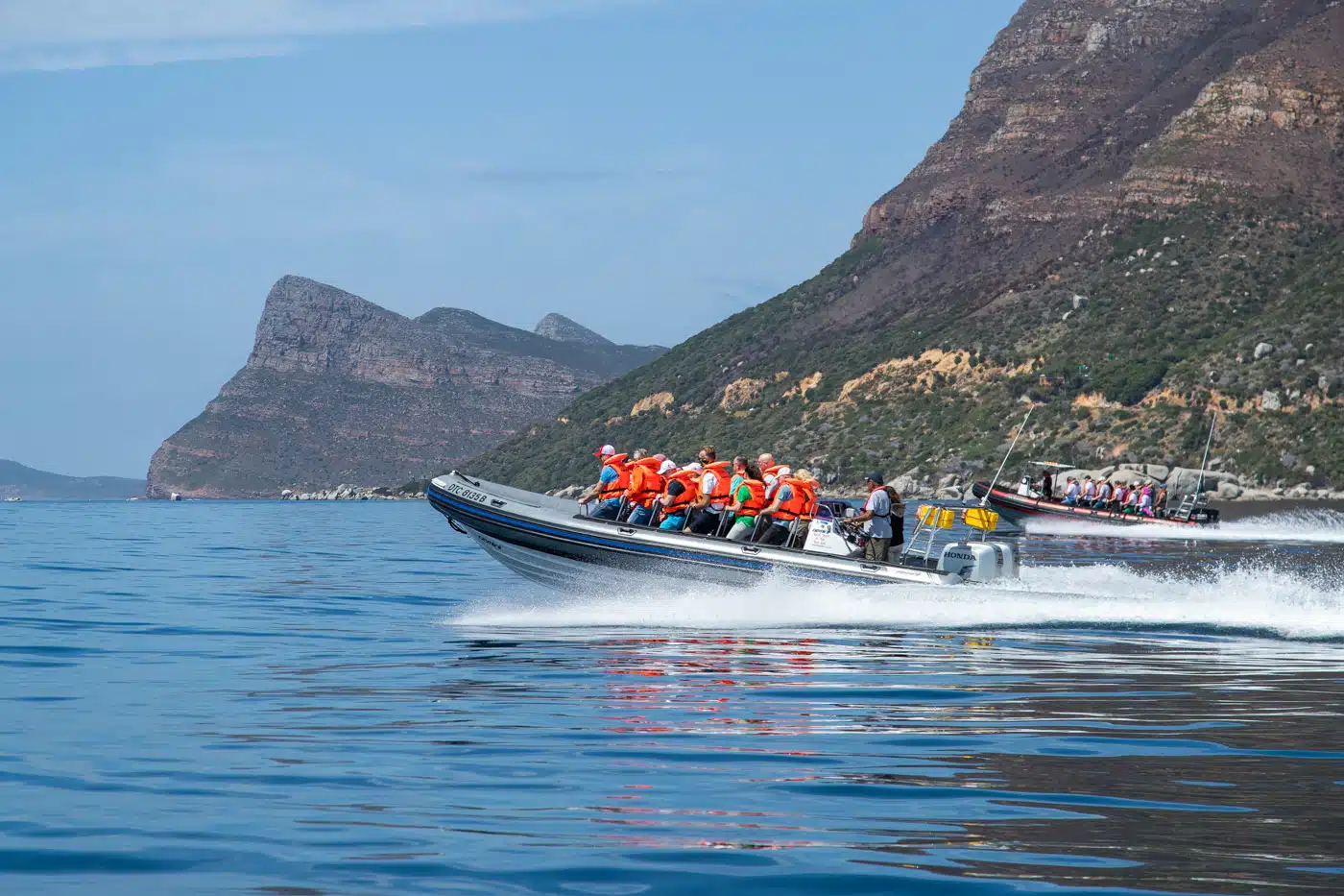 10_Toyota_CPT_Day2_Speedboat_comp