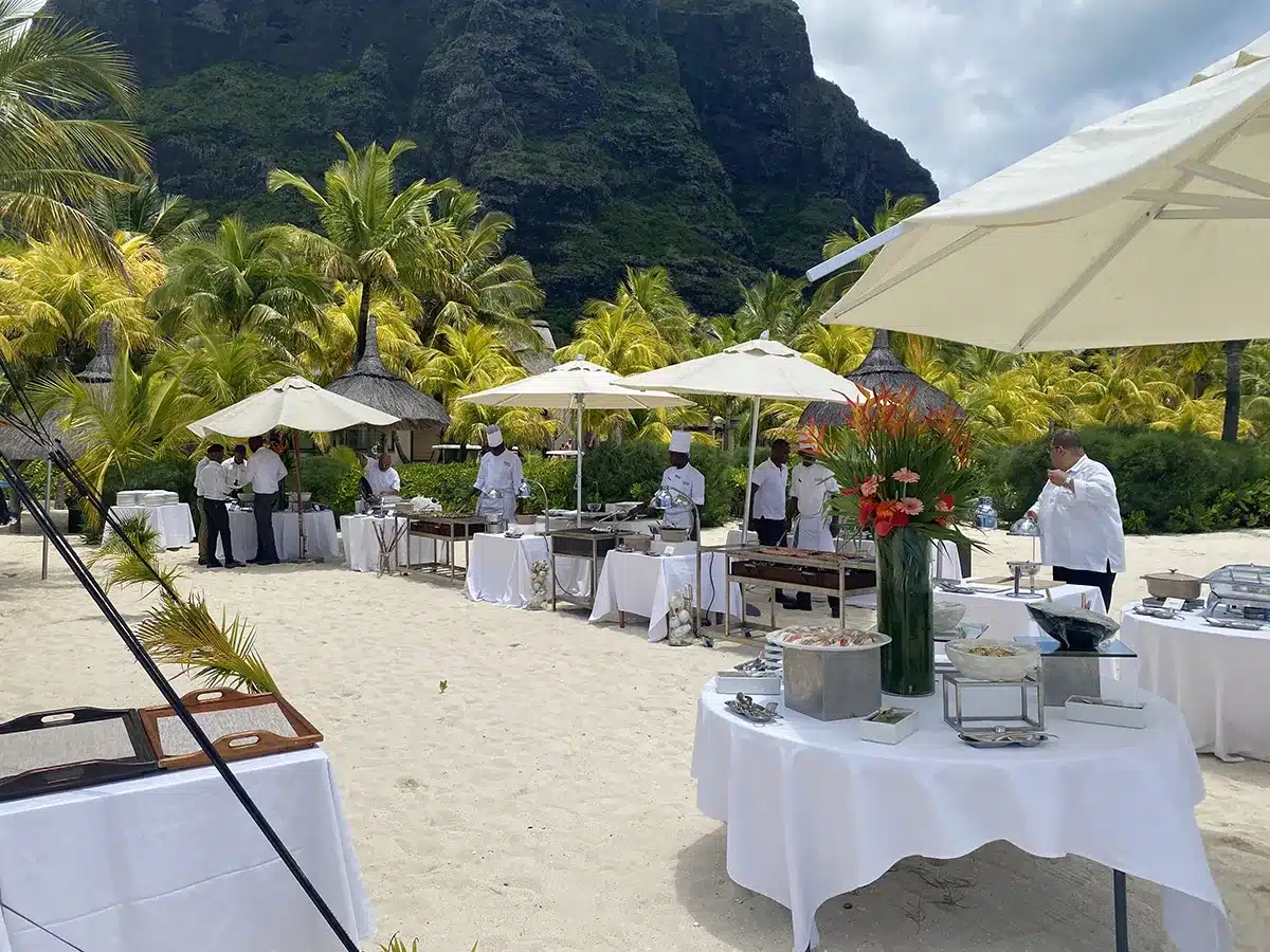 Mauritius Strandbuffet im Sand